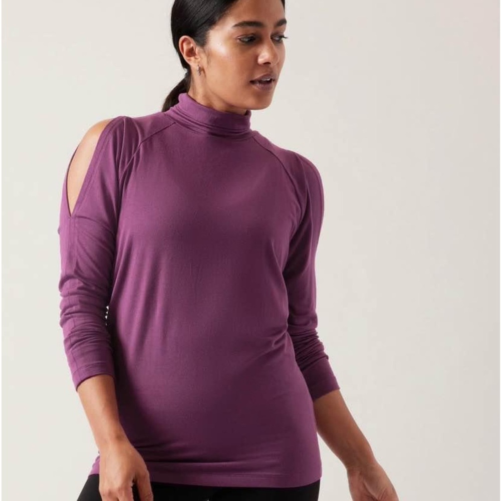 Athleta Purple Cold Shoulder Buttery Soft Athleisure Yoga Top Adult XS NWT